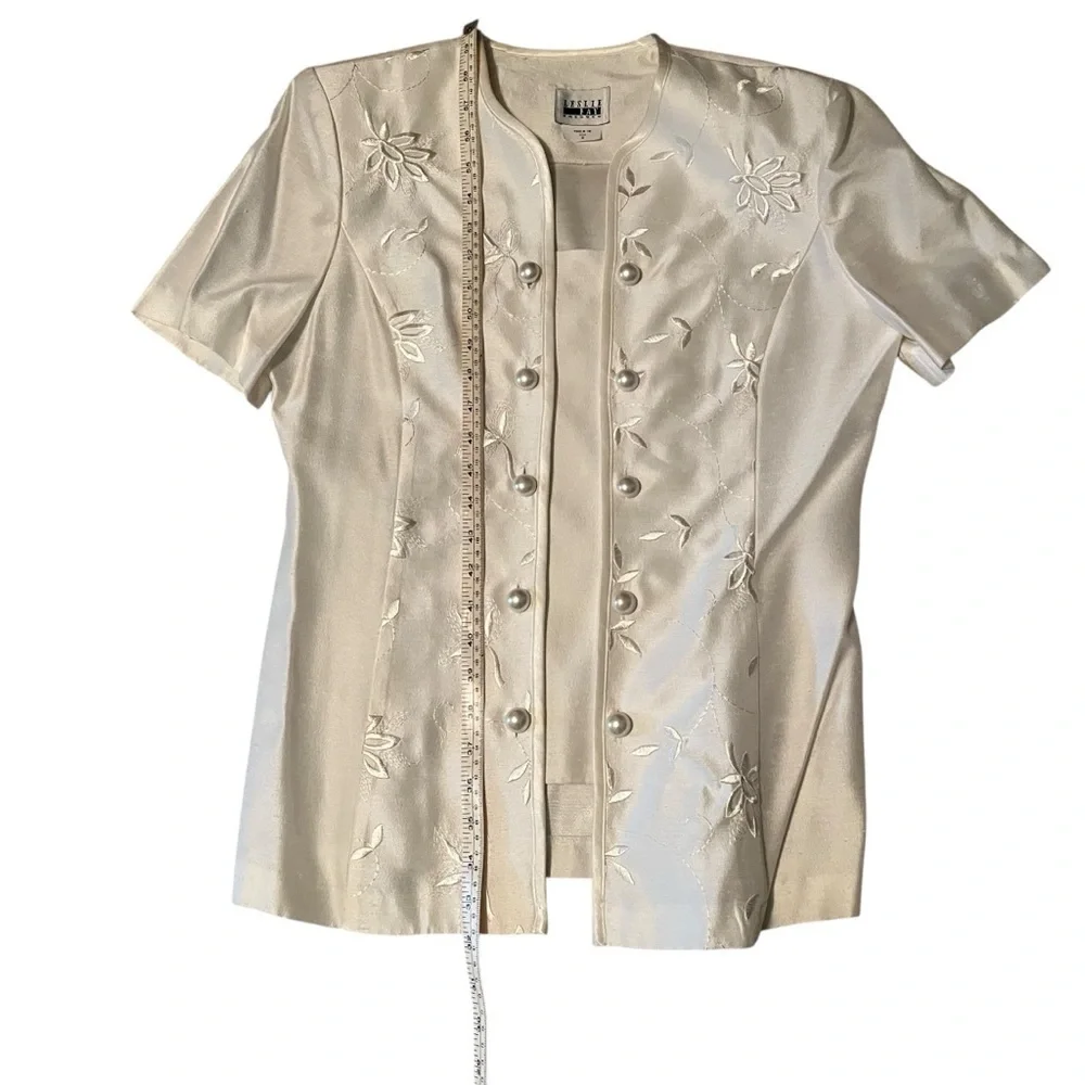 LESLIE FAY VINTAGE SKIRT SET WHITE TEA COLOR SIZE 6 PETITE